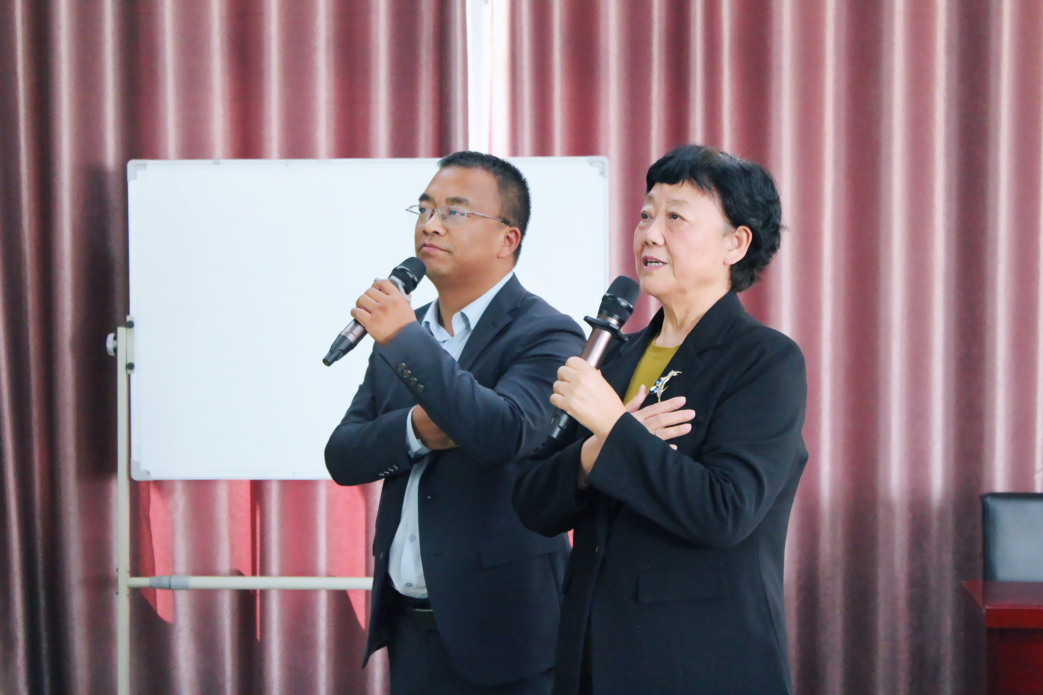 注重人才引培 凝聚發展力量 | 我院舉辦首任生殖婦科臨床導師聘任儀式暨行政副院長入職歡迎會